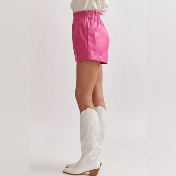 Entro Pink Faux Leather shorts - Picture 2 of 4